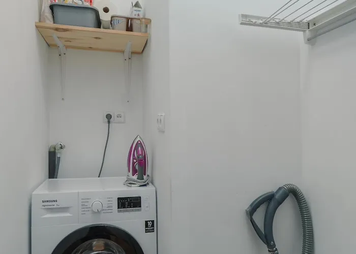 Apartmán Center Gem Huge Patio, Ac & Modern Design