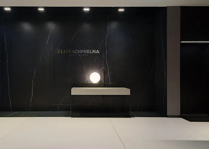 Appartamento Center Gem Huge Patio, Ac & Modern Design *