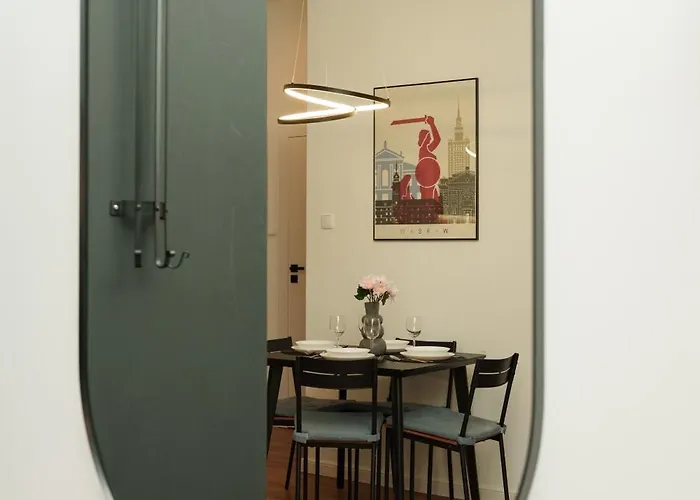 Center Gem Huge Patio, Ac & Modern Design Appartamento Varsavia
