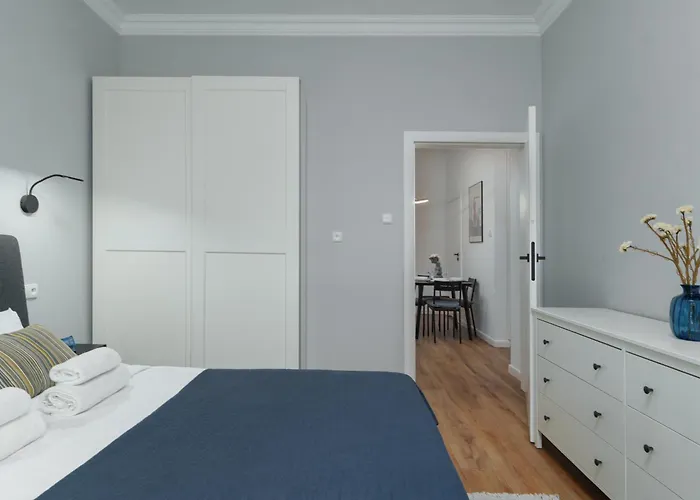 Center Gem Huge Patio, Ac & Modern Design Varsavia